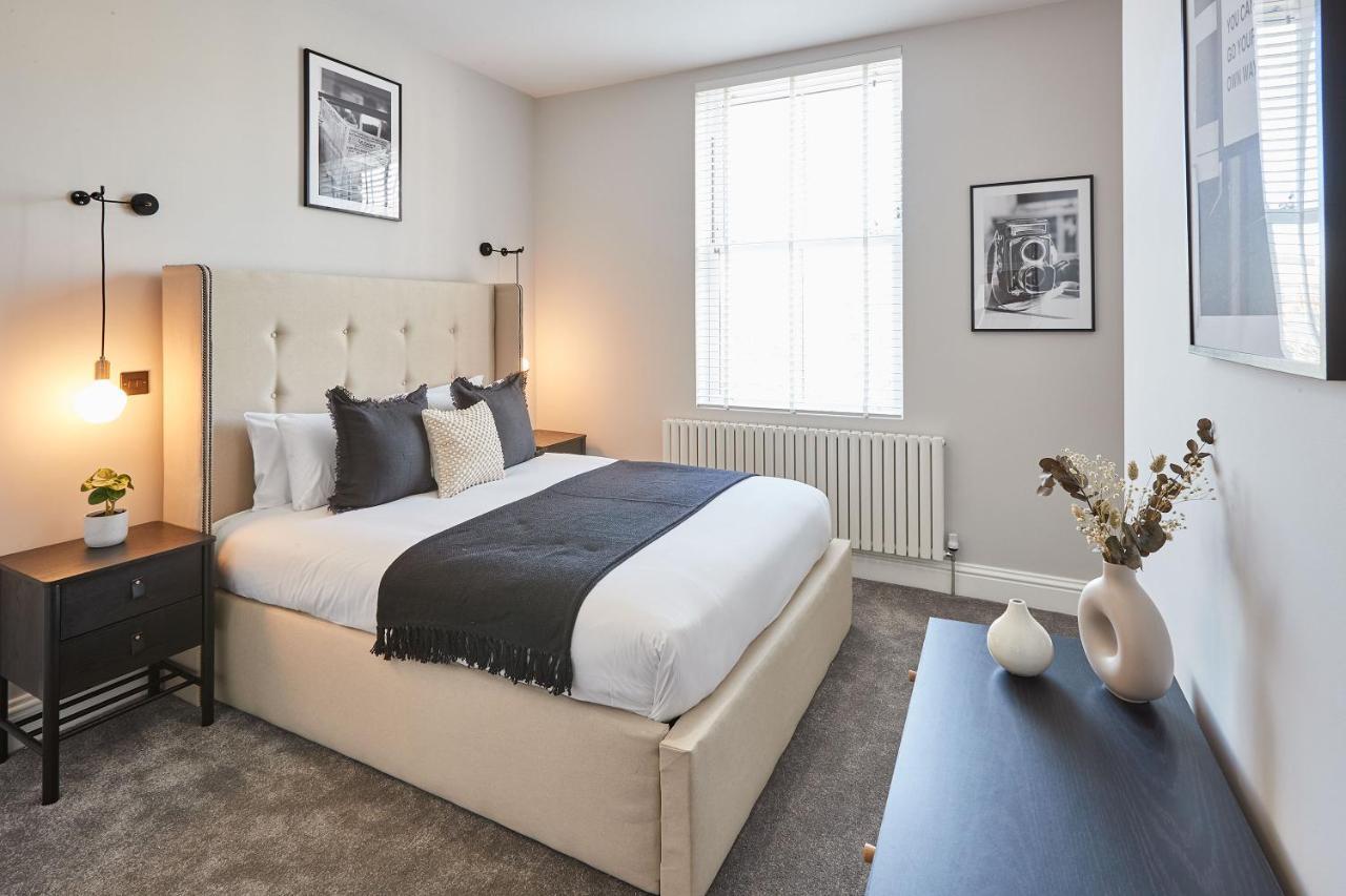 Host & Stay - Parkside Villa 해러게이트 외부 사진