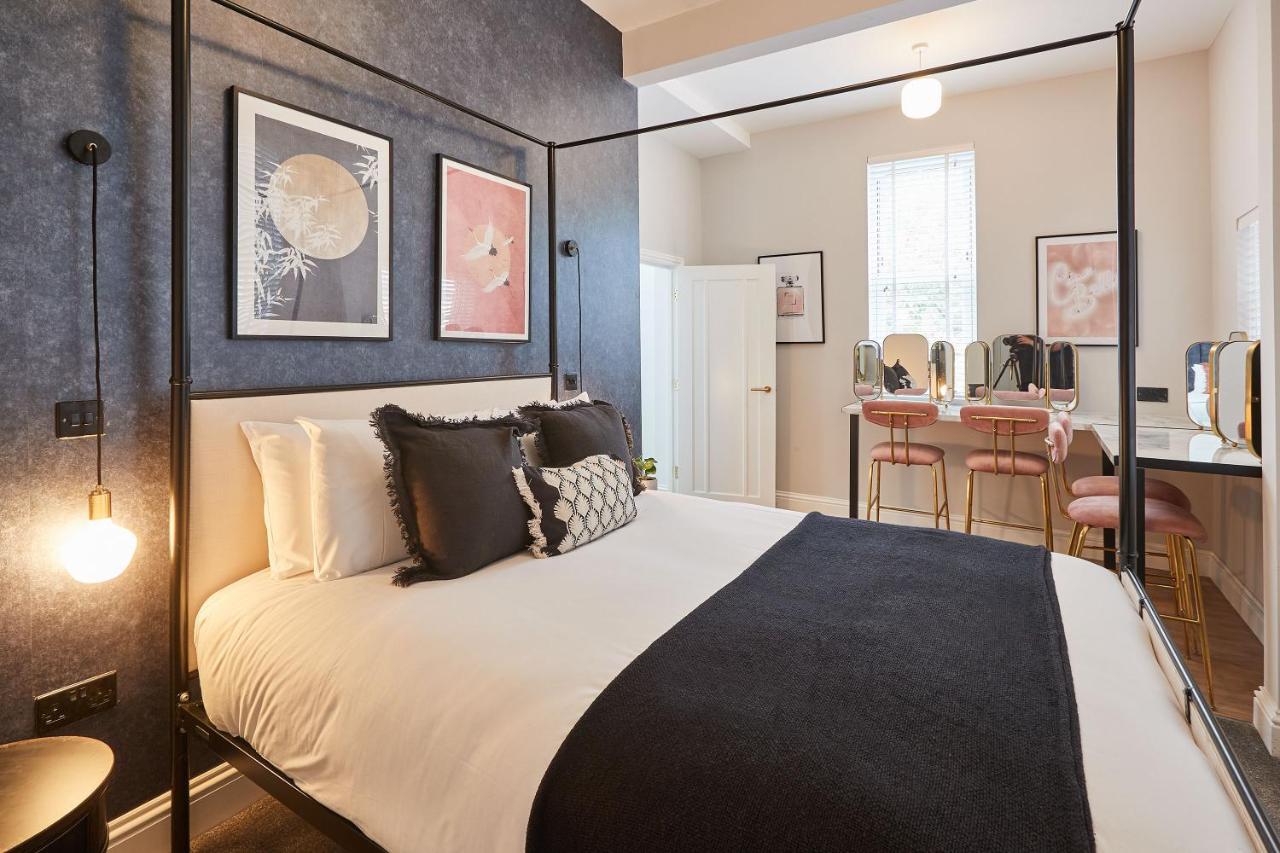 Host & Stay - Parkside Villa 해러게이트 외부 사진